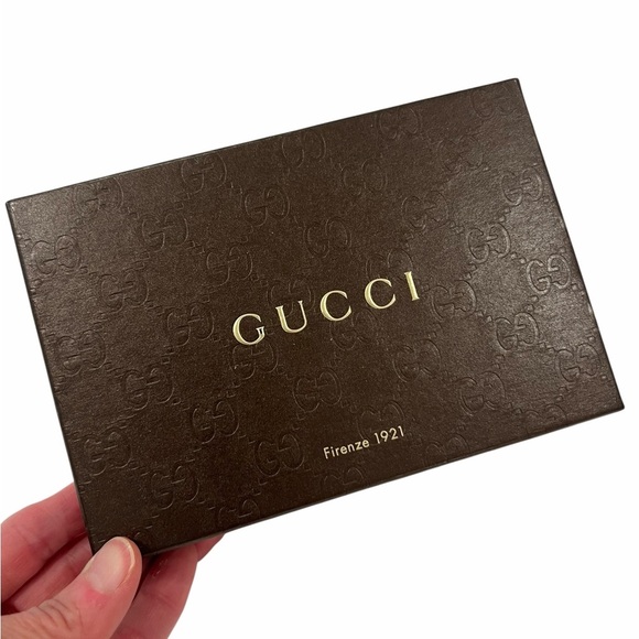 Gucci Leather Wallet | Magenta Pink Bifold Clutch Wallet - Picture 10 of 12